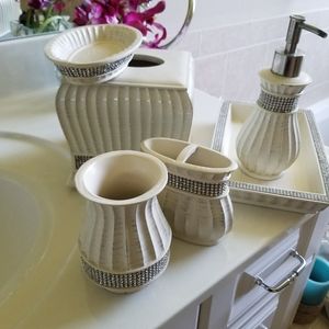 Nicole Miller Rhinestone Bathroom Set